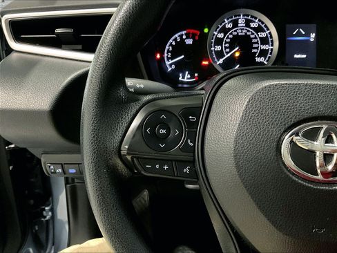 Used 2022 Toyota Corolla LE FWD image 10