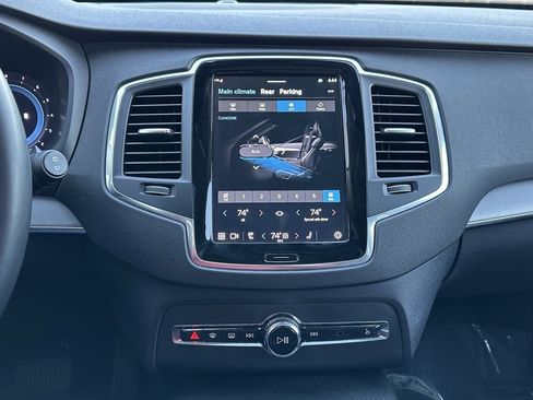 Used 2023 Volvo XC90 B5 Core w/ Protection Package Premier image 36