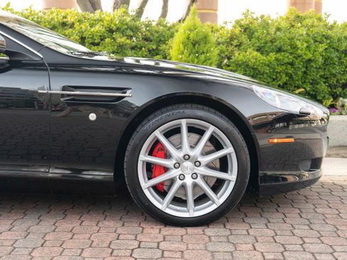 Used 2009 Aston Martin DB9 Volante image 4
