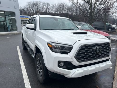 Used 2023 Toyota Tacoma TRD Sport image 1