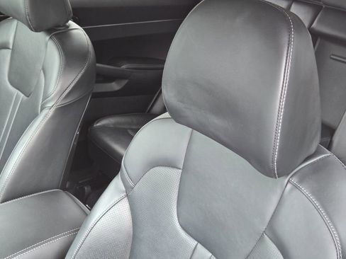 Certified 2025 Kia Sorento S w/ Panoramic Sunroof Package FWD image 20