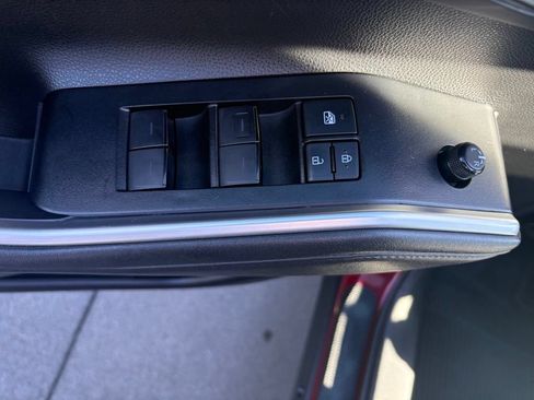 Used 2021 Toyota Highlander XSE AWD/4WD image 14