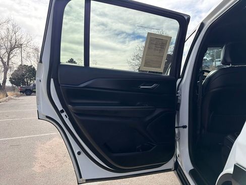 Used 2023 Jeep Grand Cherokee L Altitude image 20