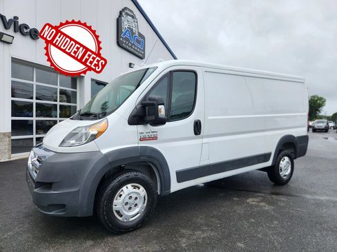 Used 2016 RAM ProMaster 1500 w/ Premium Appearance Group FWD image 2