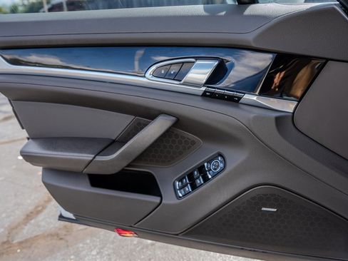 Used 2016 Porsche Panamera 4S w/ Premium Package Plus image 26