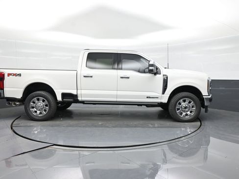 New 2026 Ford F250 King Ranch w/ Chrome Package AWD/4WD image 16