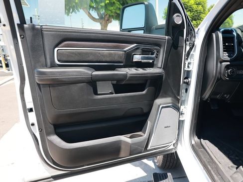 New 2026 RAM 3500 Laramie AWD/4WD image 14