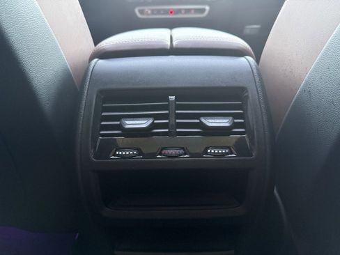 Used 2024 BMW X5 sDrive40i w/ Premium Package image 14