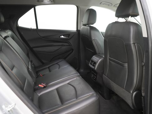 Used 2018 Chevrolet Equinox Premier image 14