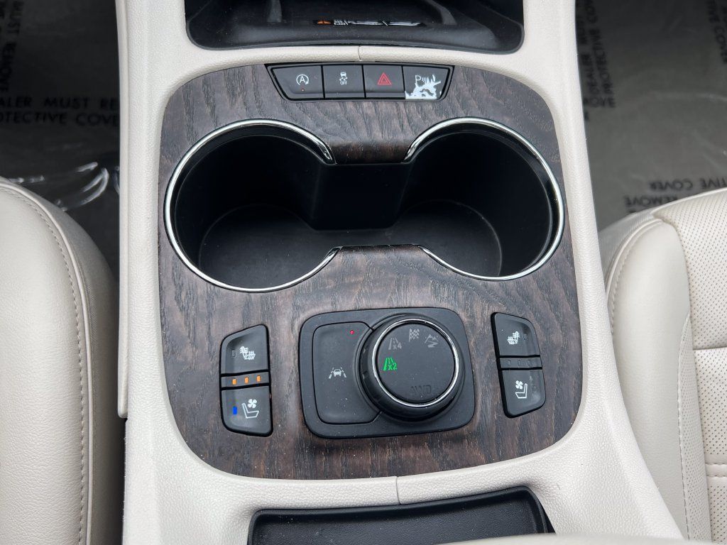 Used 2020 GMC Acadia Denali w/ LPO, Adventure Package AWD/4WD image 38