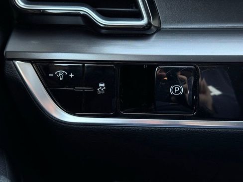 Certified 2023 Kia Sportage EX image 19