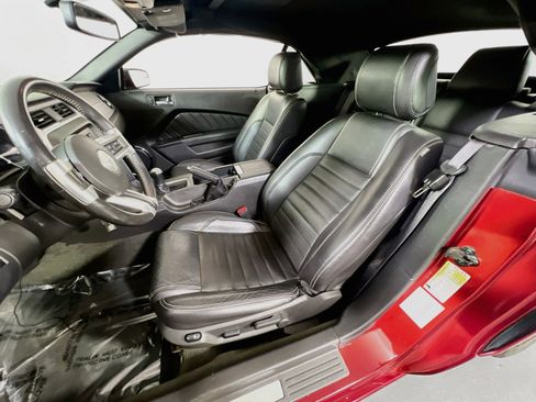 Used 2014 Ford Mustang GT Premium w/ Accessory Package 2 RWD image 18