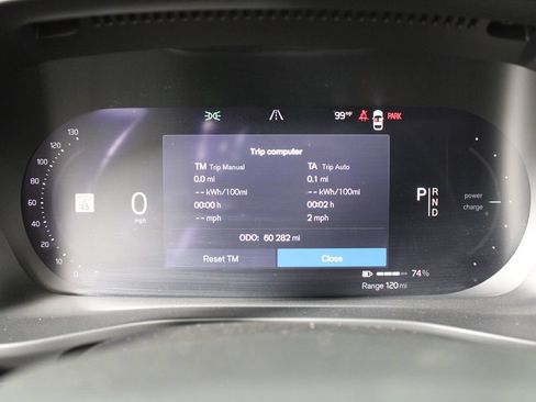 Used 2023 Volvo XC40 Recharge Ultimate AWD/4WD image 15