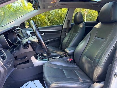 Used 2013 Hyundai Elantra GT w/ Style Pkg FWD image 21