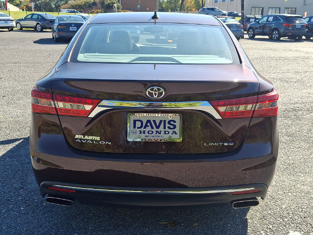 Used 2018 Toyota Avalon Limited w/ All Weather Liner Package FWD image 5