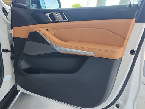 New 2026 BMW X5 sDrive40i w/ Premium Package RWD image 12
