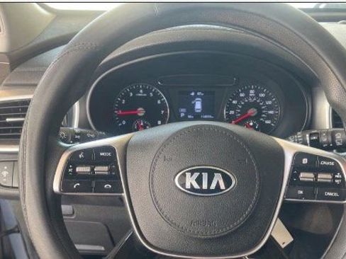 Used 2020 Kia Sorento LX image 6