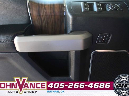 Used 2018 Ford F150 Lariat RWD image 31