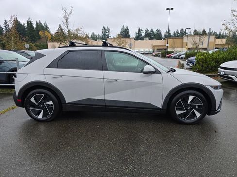 New 2025 Hyundai Ioniq 5 SEL image 8