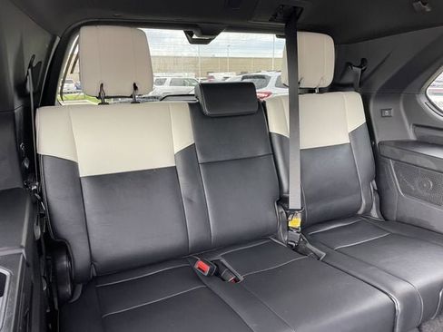 Used 2024 Toyota Sequoia Capstone AWD/4WD image 30