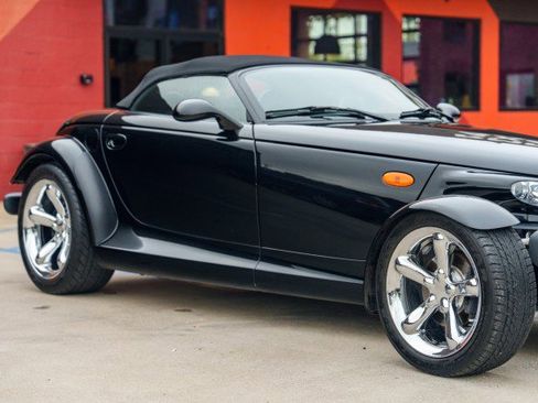 Used 2000 Plymouth Prowler image 19