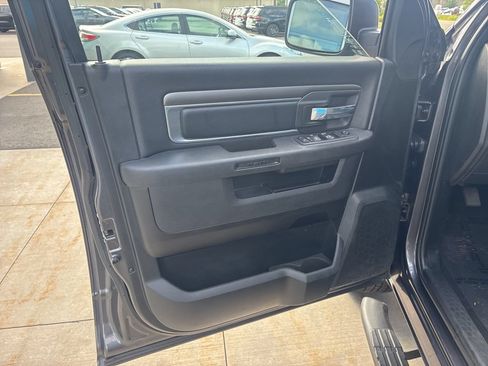 Used 2022 RAM 1500 Warlock w/ Electronics Group AWD/4WD image 18