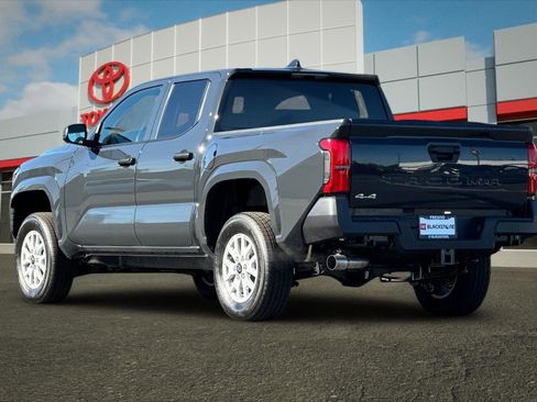 Certified 2026 Toyota Tacoma SR image 5