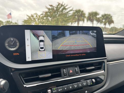 New 2025 Lexus ES 350 Ultra Luxury image 25