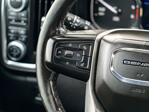 Used 2020 GMC Sierra 1500 Denali w/ Denali Ultimate Package AWD/4WD image 27