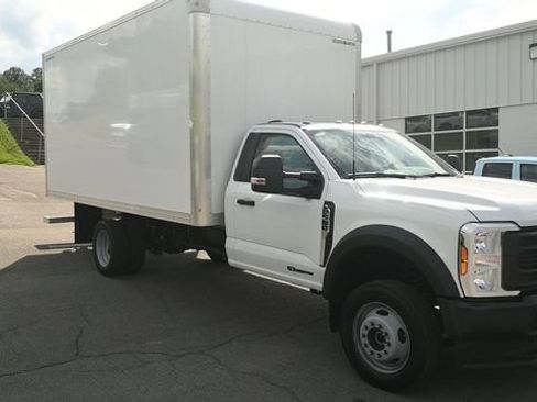 New 2026 Ford F550 4x4 Regular Cab Super Duty image 2