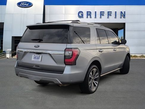 Used 2021 Ford Expedition Limited image 4