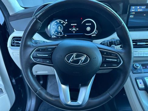Used 2021 Hyundai Palisade Calligraphy image 3