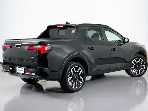 Used 2025 Hyundai Santa Cruz Limited AWD/4WD image 13