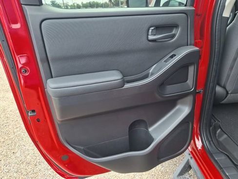 Certified 2022 Nissan Frontier S RWD image 19