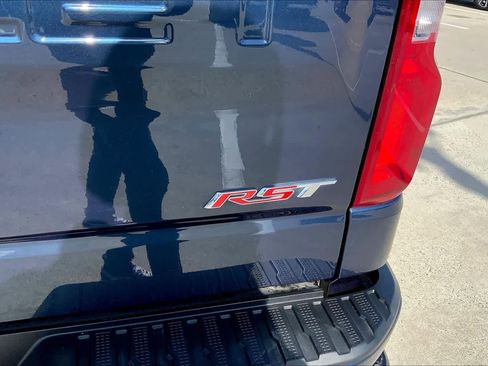 Used 2020 Chevrolet Silverado 1500 RST w/ Texas Edition image 10