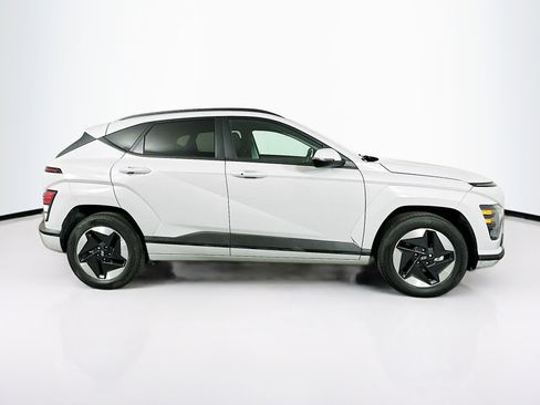 Used 2024 Hyundai Kona SEL FWD image 10