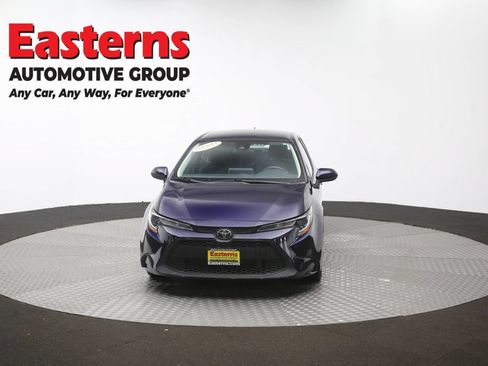 Used 2021 Toyota Corolla LE FWD image 52