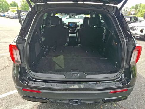Used 2025 Ford Explorer ST-Line AWD/4WD image 29