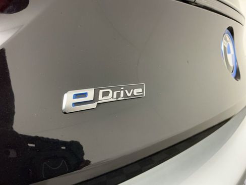 Used 2015 BMW i8 image 27