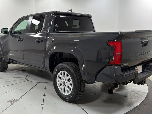 Certified 2025 Toyota Tacoma SR5 image 7