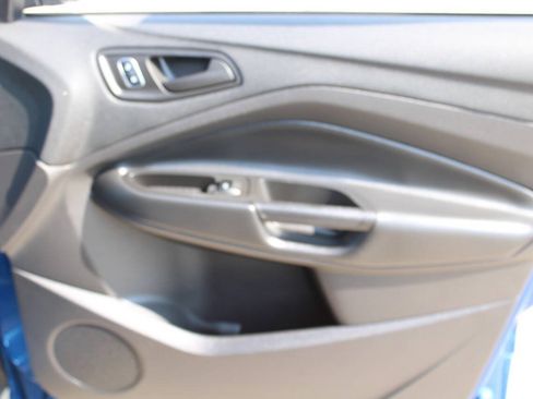 Used 2017 Ford Escape S FWD image 12