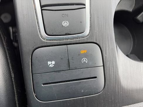 Used 2024 Ford Escape ST-Line FWD image 19