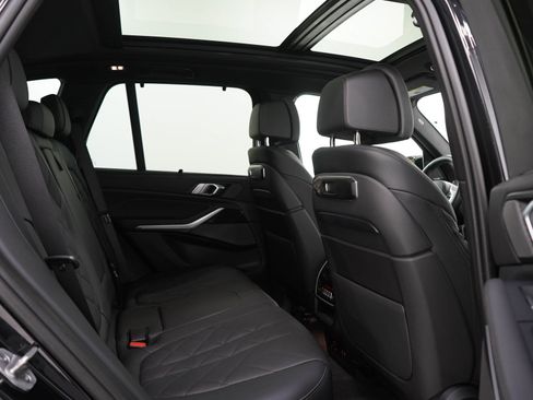 Used 2025 BMW X5 M60i AWD/4WD image 14
