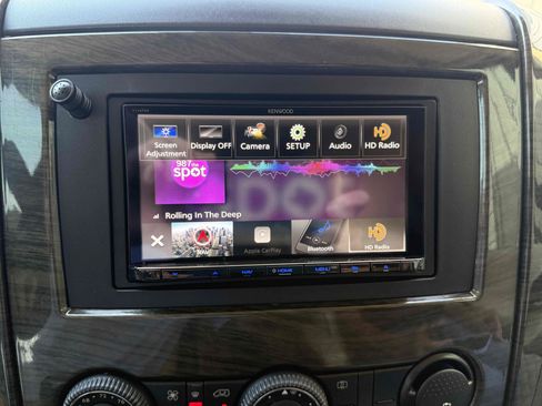 Used 2017 Mercedes-Benz Sprinter 3500 image 54