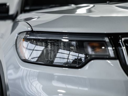 New 2026 Jeep Compass Limited w/ Sun, Sound & Navigation Group image 13