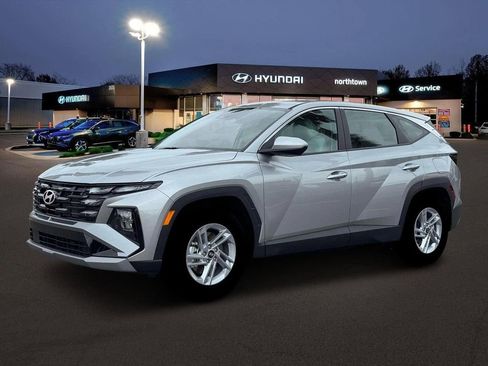 New 2026 Hyundai Tucson SE FWD image 2