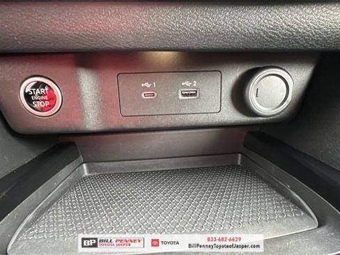 Used 2021 Nissan Rogue SV image 20