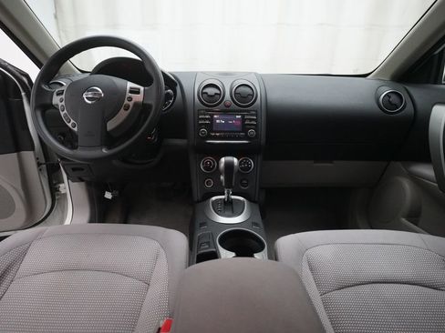 Used 2012 Nissan Rogue SV image 5