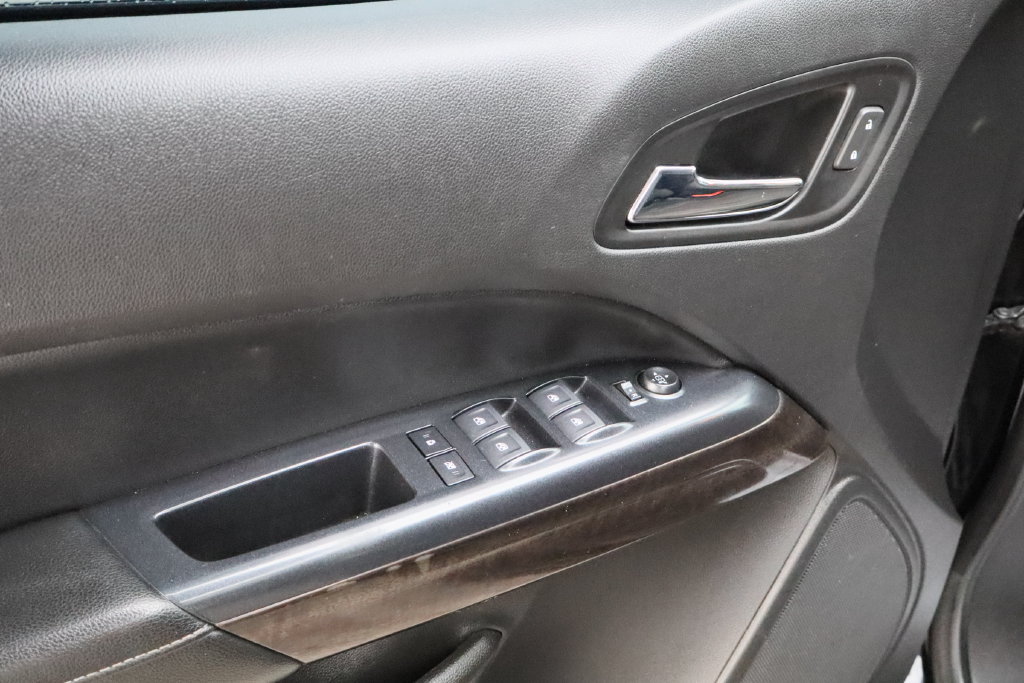 Used 2020 GMC Canyon SLE w/ Elevation Edition RWD image 19
