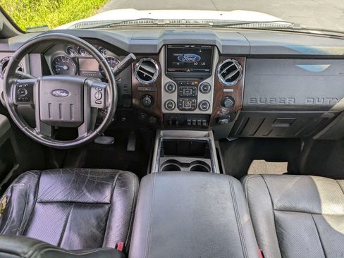 Used 2016 Ford F250 Lariat RWD image 15